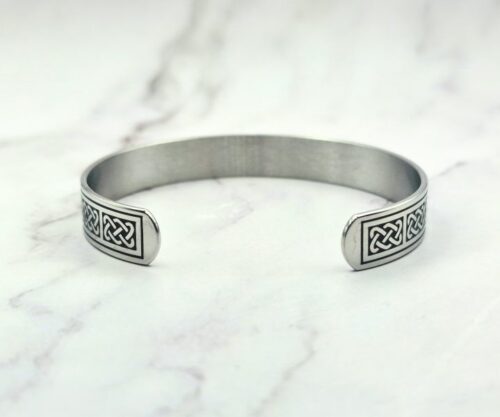 Knot of Unity 7 Mei's Muse Knot of Unity | armband | Stainless Steel Knot of Unity 7