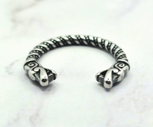 Mei’s Viking Tiny Oath Ring van roestvrij staal in zilver