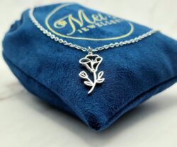 Floral Birth Month 4 Mei's Muse Floral Birth Month | ketting | Stainless Steel Floral Birth Month 4