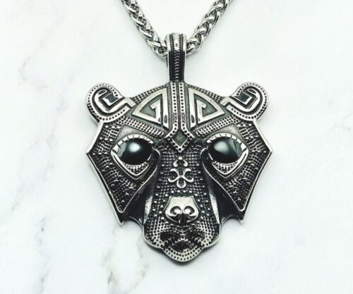 Mei’s Viking Bear Amulet ketting van roestvrij staal in zilver en zwart