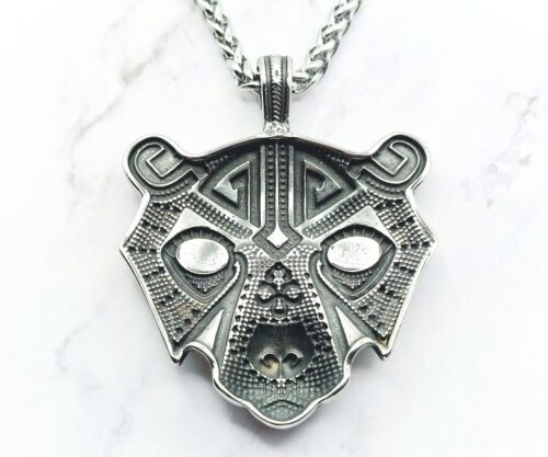 Bear Amulet 4 Mei's Viking Bear Amulet | ketting | Stainless Steel Mei’s Viking Bear Amulet ketting van stainless steel