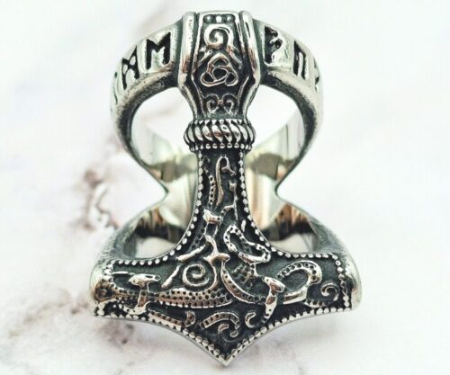 Mei’s Viking Runic Hammer ring van roestvrij staal in zilver