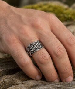 Alternative view of Mei's Viking Shadow Ravens | ring | Stainless Steel
