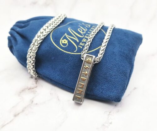 Runic Bar 1 Mei's Viking Runic Bar | ketting | Stainless Steel Runic Bar 1