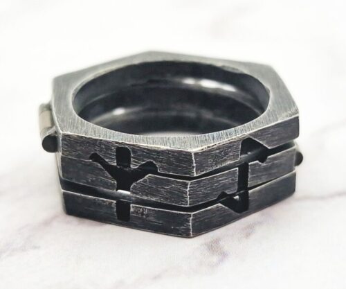 Mei’s Viking Rune Fold ring van roestvrij staal in grijs