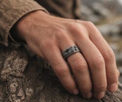 Alternative view of Mei's Viking Rune Fold | ring | Stainless Steel