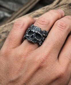 Alternative view of Mei's Muse Blooming Skull | ring | Stainless Steel