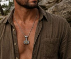 Alternative view of Mei's Viking Knots of Thunder | ketting | Stainless Steel