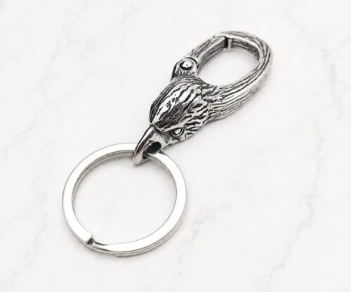 Mei’s Viking Raven Locked sleutelhanger van roestvrij staal in zilver