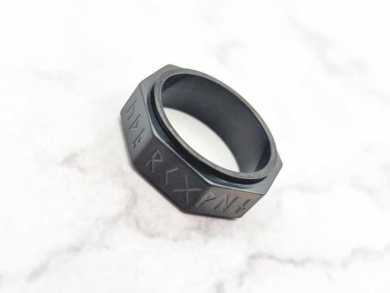 Rune Around 6 Mei's Viking ring | Rune Around | Stainless Steel | zilver - zwart Mei's Viking ring | Rune Around | Stainless Steel | zilver - zwart - Afbeelding 6