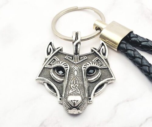 Mei’s Viking Wild Howl sleutelhanger van leer in zilver en zwart