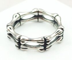 Mei's Muse Bone Grip | ring | Stainless Steel