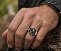 Alternative view of Mei's Muse Lion King | ring | Stainless Steel