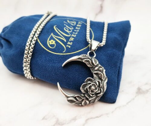 Moon Blossom 1 Mei's Muse Moon Blossom | ketting | Stainless Steel Mei’s Muse Moon Blossom ketting van stainless steel