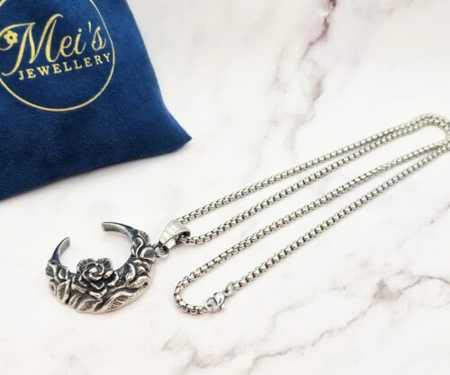 Moon Blossom 5 Mei's Muse Moon Blossom | ketting | Stainless Steel Mei’s Muse Moon Blossom ketting van stainless steel