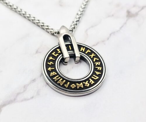 Runic Circle 2 Mei's Viking Runic Circle | ketting | Stainless Steel Runic Circle 2