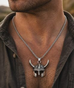 Alternative view of Mei's Viking The Helmet | ketting | Stainless Steel