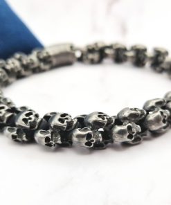 Alternative view of Mei's Chained armband | Mini Skulls Grey | Stainless Steel | grijs