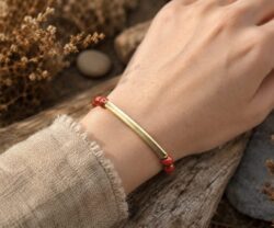 Alternative view of Mei's Tibetan Red Harmony | armband | Edelsteen