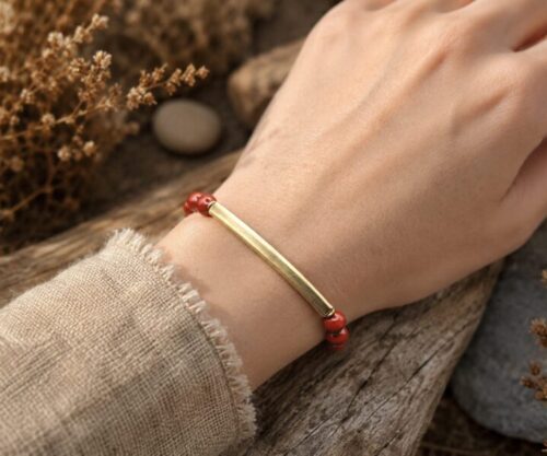 Alternative view of Mei's Tibetan Red Harmony | armband | Edelsteen