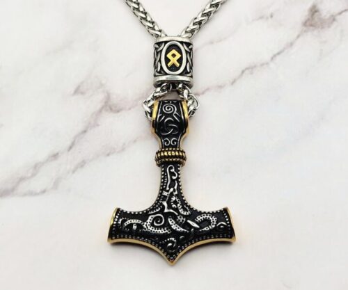 Mei’s Viking Golden Hammer ketting van roestvrij staal in goud en zilver