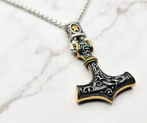 Golden Hammer 3 Mei's Viking Golden Hammer | ketting | Stainless Steel Mei’s Viking Golden Hammer ketting van stainless steel