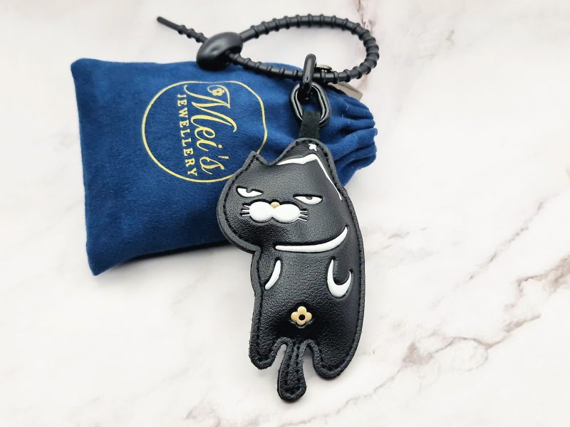 Hangout Kitty 1 Mei's Keyed sleutelhanger | Hangout Kitty | Leer | zwart - wit Mei's Keyed sleutelhanger | Hangout Kitty | Leer | zwart - wit