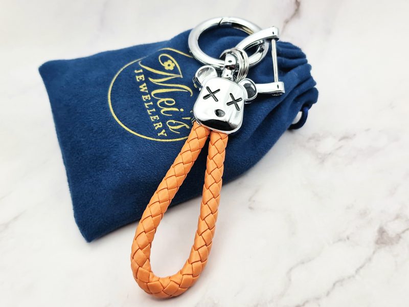 Rising Bear 1 Mei's Keyed sleutelhanger | Rising Bear | Stainless Steel - Leer | zilver- oranje Mei's Keyed sleutelhanger | Rising Bear | Stainless Steel - Leer | zilver- oranje