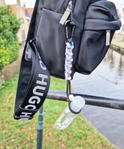 CARAT Cord 5 Mei's Handmade sleutelhanger | CARAT Cord | Paracord - Aluminium | zwart - blauw - roze CARAT Cord 5