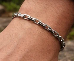 Alternative view of Mei's Muse Motion Link | armband | Stainless Steel