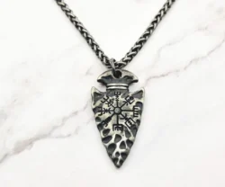 Mei's Viking Tiny Arrow | ketting | Stainless Steel