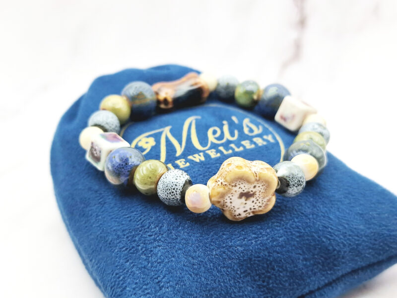 Earth Bloom 6 Mei's Tibetan Earth Bloom | armband | Keramiek Mei's Tibetan Earth Bloom | armband | Keramiek - Afbeelding 6
