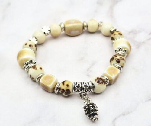 Lucky Forest 1 Mei's Jewellery Mei’s Tibetan Lucky Forest armband van keramiek in bruin, wit en zilver