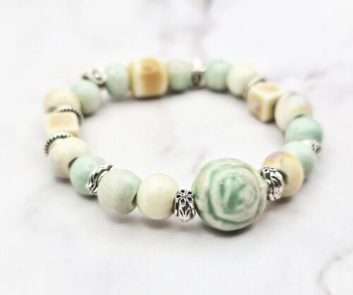 Pastel Bloom 3 Mei's Tibetan Pastel Bloom | armband | Keramiek Mei’s Tibetan Pastel Bloom armband van keramiek