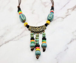 Mei's Tibetan Rainbow Ceramic | ketting | Keramiek