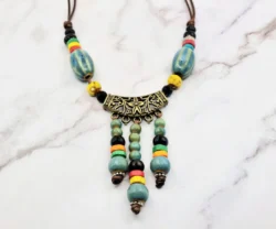 Mei's Tibetan Rainbow Ceramic | ketting | Keramiek