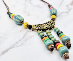 Rainbow Ceramic 3 Mei's Tibetan Rainbow Ceramic | ketting | Keramiek Rainbow Ceramic 3