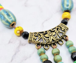Rainbow Ceramic 4 Mei's Tibetan Rainbow Ceramic | ketting | Keramiek Rainbow Ceramic 4