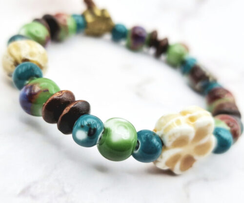 Blooming Clover 3 Mei's Tibetan Blooming Clover | armband | Keramiek Mei's Tibetan Blooming Clover keramische armband met klaver en bloem
