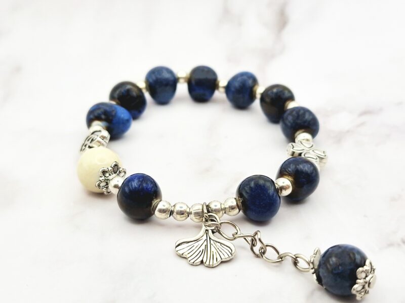 Sky Lotus 1 Mei's Tibetan Sky Lotus | armband | Keramiek Mei's Tibetan Sky Lotus | armband | Keramiek