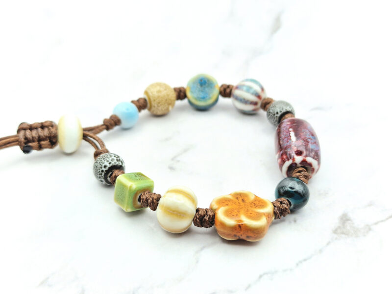 Autumn Bloom 3 Mei's Tibetan Autumn Bloom | armband | Keramiek Mei's Tibetan Autumn Bloom | armband | Keramiek - Afbeelding 3
